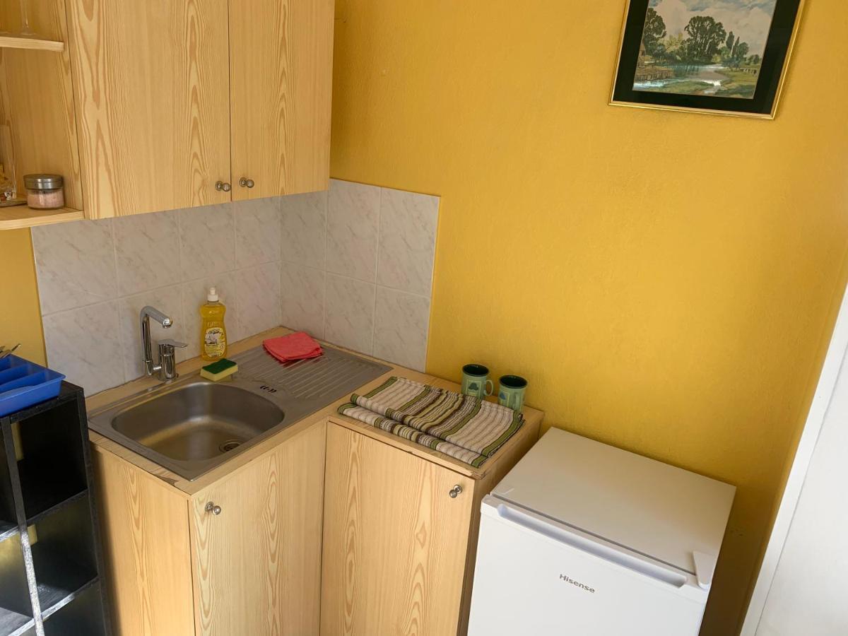 Rueuetli - Cute Old Town Apartment - 2 Big Beds, Free Parking Tartu Exterior foto